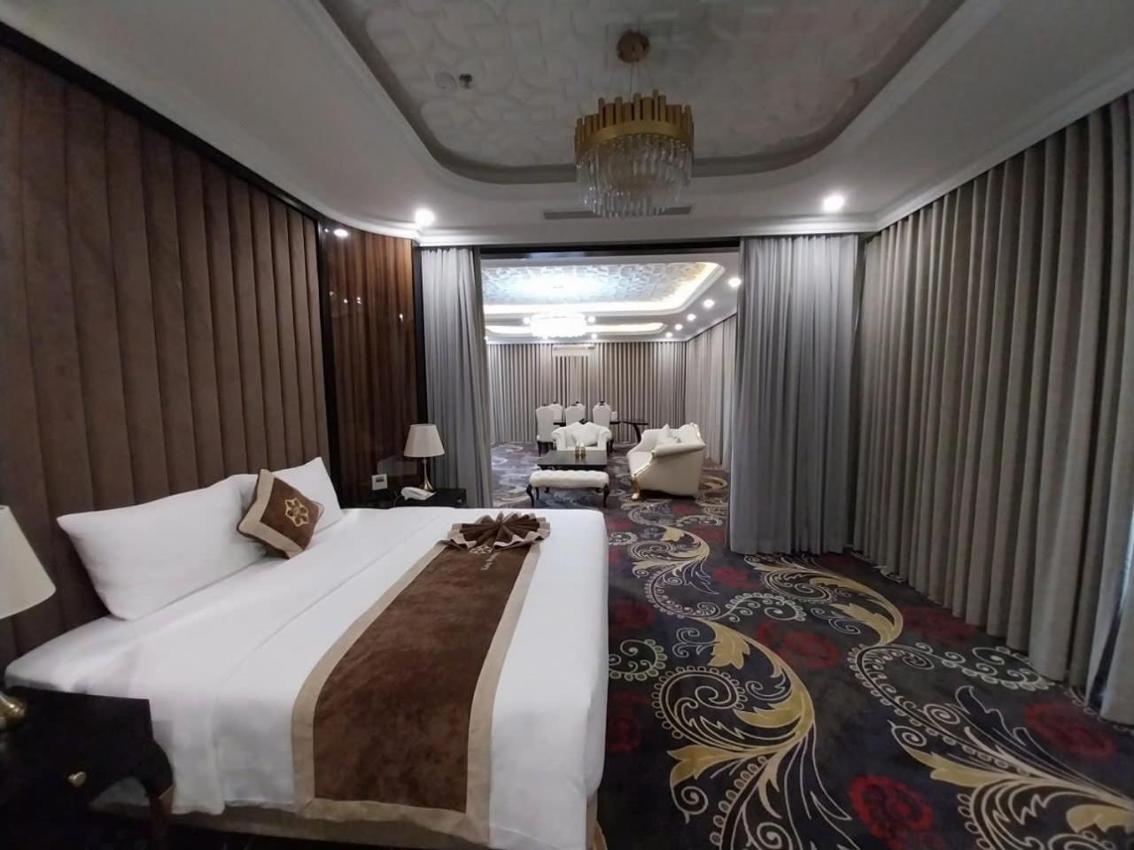 Cua Dong Luxury Hotel Vinh Exterior foto